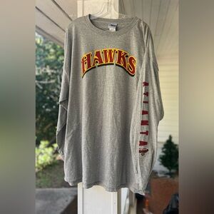 🆕. Gildan Gray Hawks Atlanta long sleeve 3X sport T-Shirt. R1